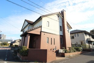 梅坪町戸建住宅の物件外観写真